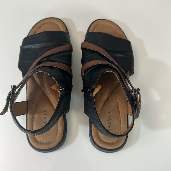 Salvia Edy Full Grain Sheepskin Sandal Size 39/9 - Picture 8 of 15